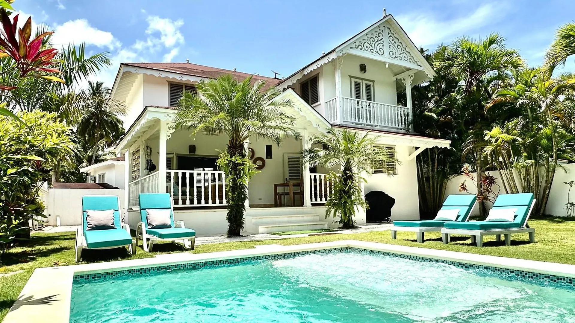 Villa 4Bdrms 3.5Baths With Pool, Jacuzzi And Starlink Wifi 拉斯特拉纳斯